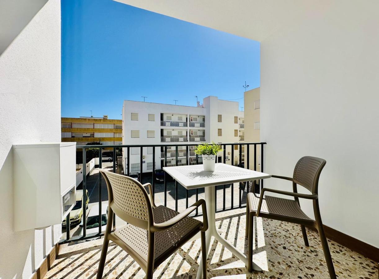 Apartamentos Turisticos Santo Rostro Чипиона Экстерьер фото