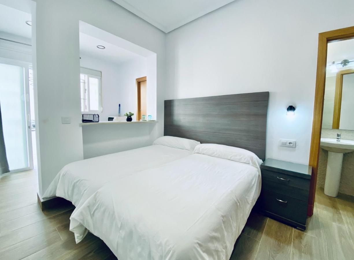 Apartamentos Turisticos Santo Rostro Чипиона Экстерьер фото