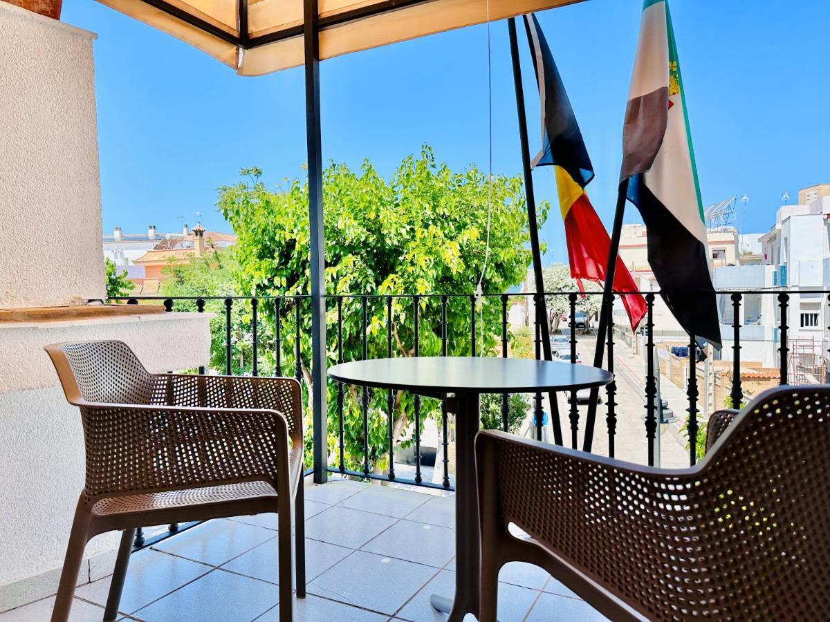 Apartamentos Turisticos Santo Rostro Чипиона Экстерьер фото