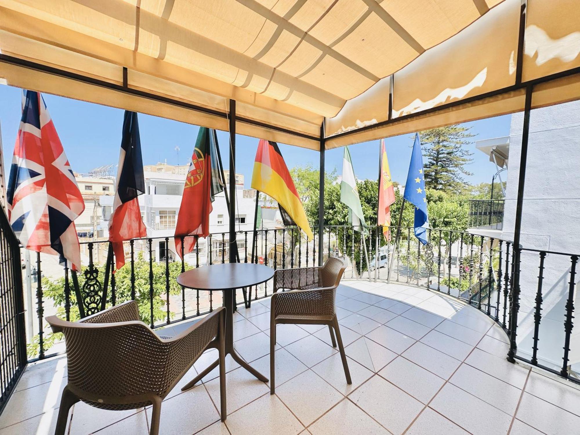Apartamentos Turisticos Santo Rostro Чипиона Экстерьер фото